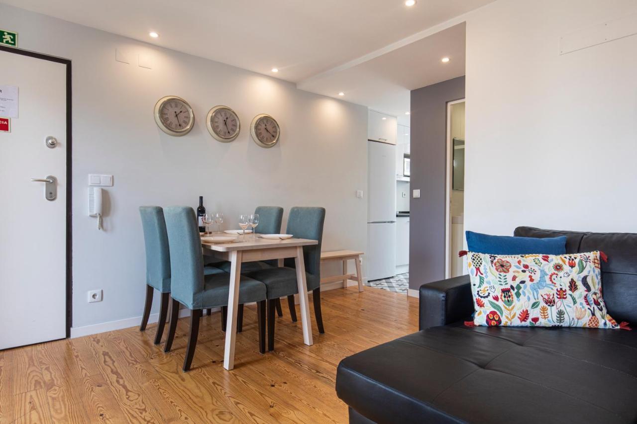 Graceful 2Bdr Duplex Apartment By Lovelystay Lisbon Luaran gambar